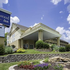 Brookwood Inn Branson